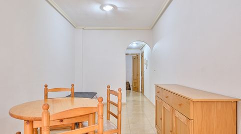 Foto 3 de Apartamento en venta en Calle Almudena, Antonio Machado, Torrevieja
