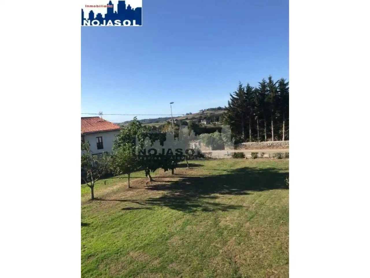 House with garden for sale in Calle Arnuero, imagen 3