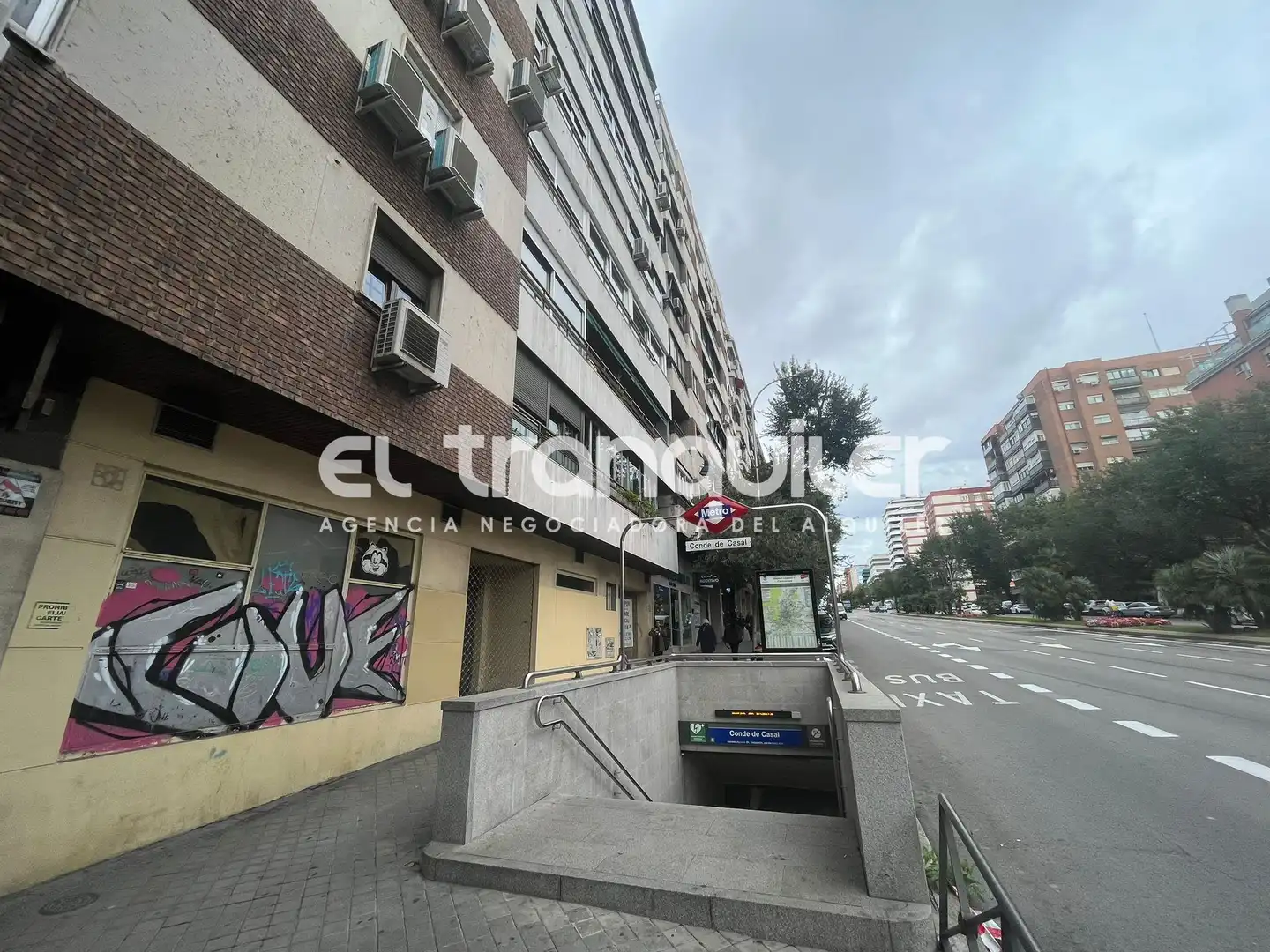 Vista exterior de Pis de lloguer en Madrid amb Aire condicionat, Parquet i Terrassa