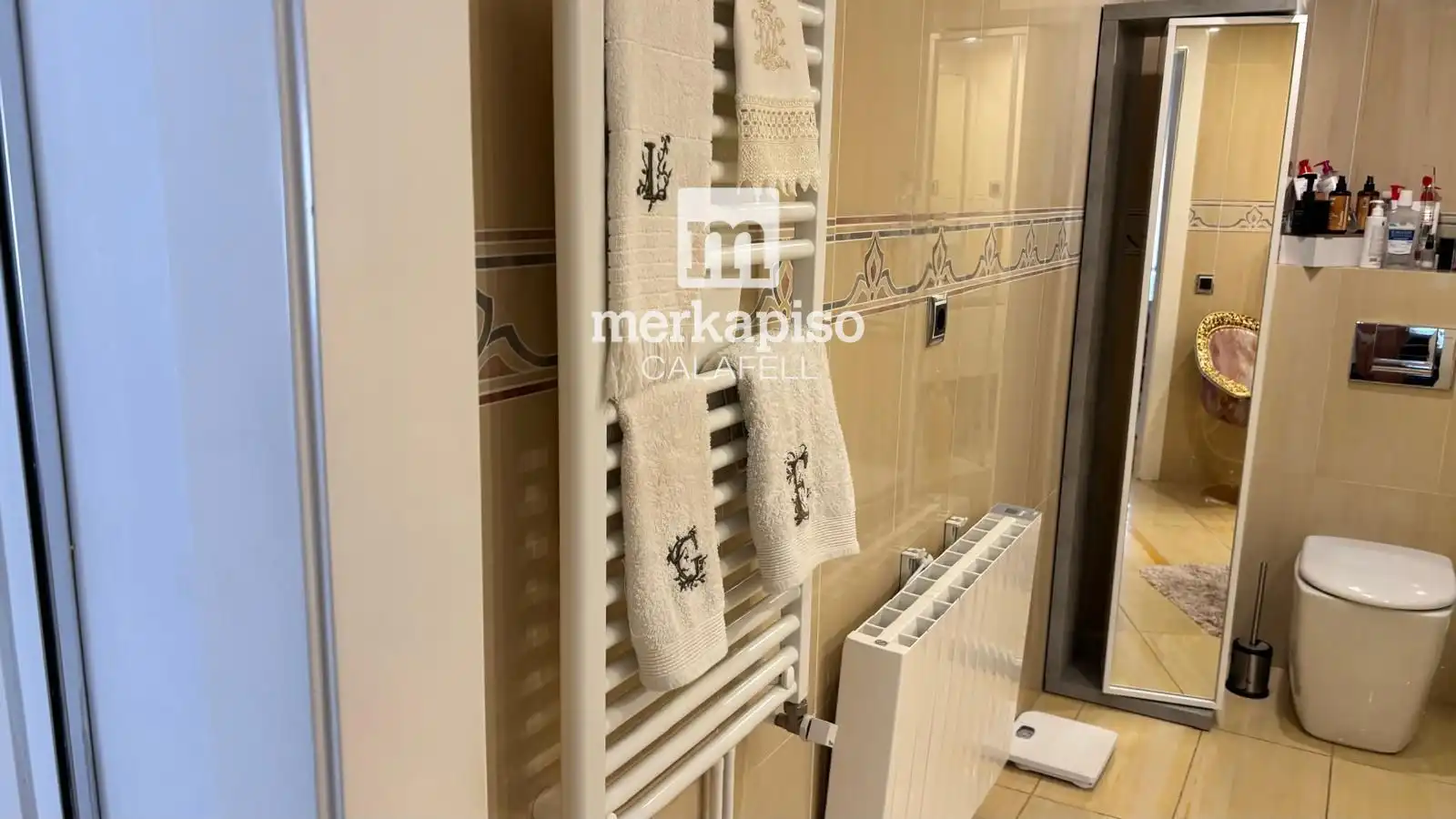 Bany de Pis en venda en Calafell amb Aire condicionat, Calefacció i Terrassa