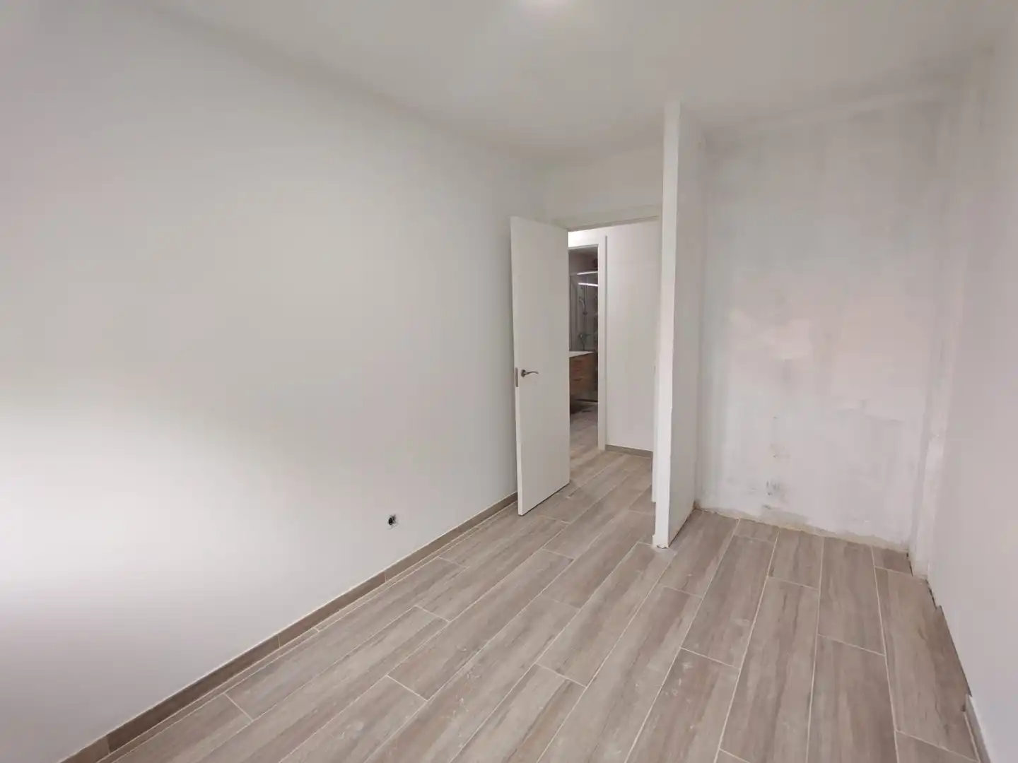 Bedroom of Flat for sale in Móstoles  with Heating, Parquet flooring and Terrace