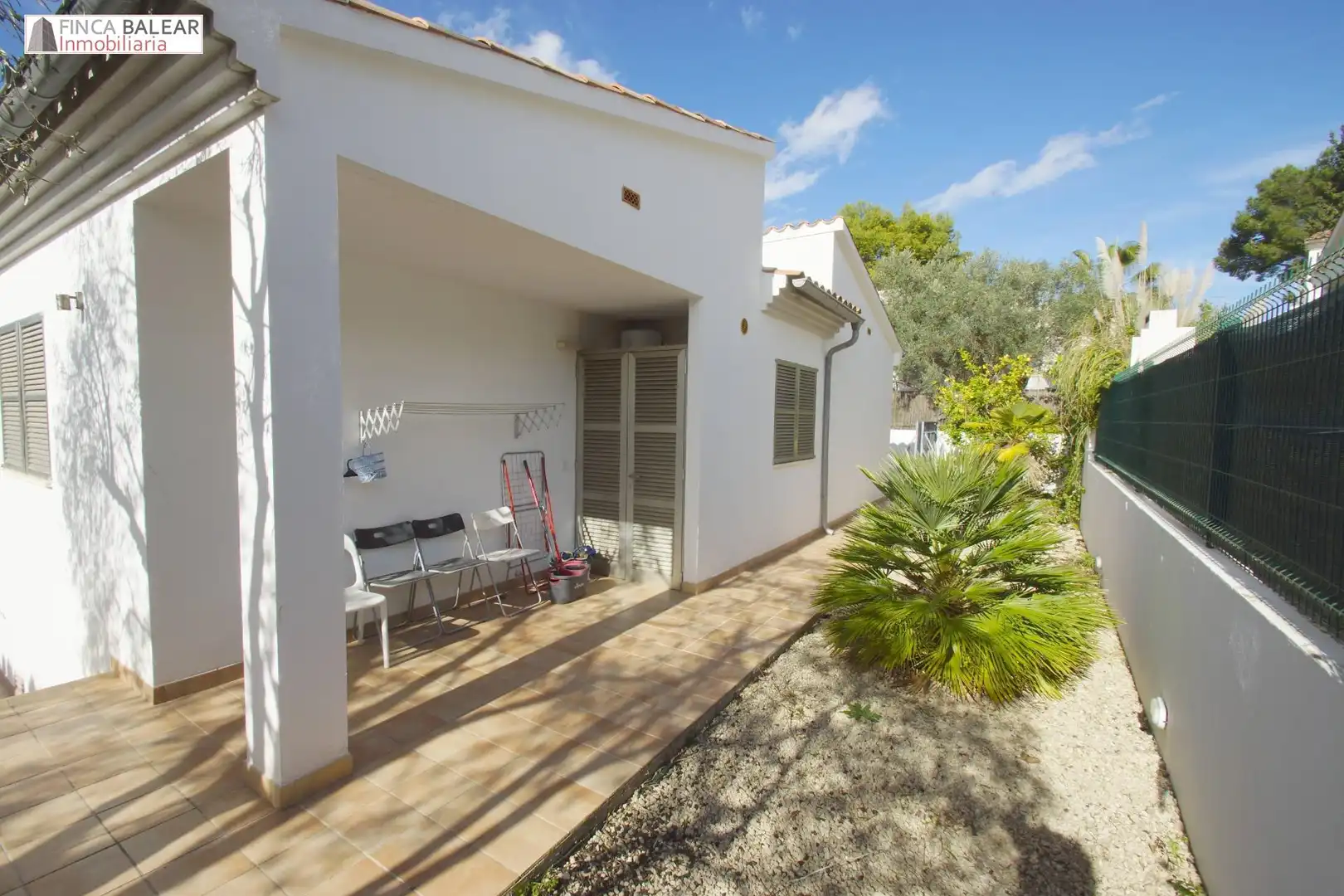 Vista exterior de Casa o xalet en venda en Alcúdia amb Aire condicionat, Jardí privat i Piscina