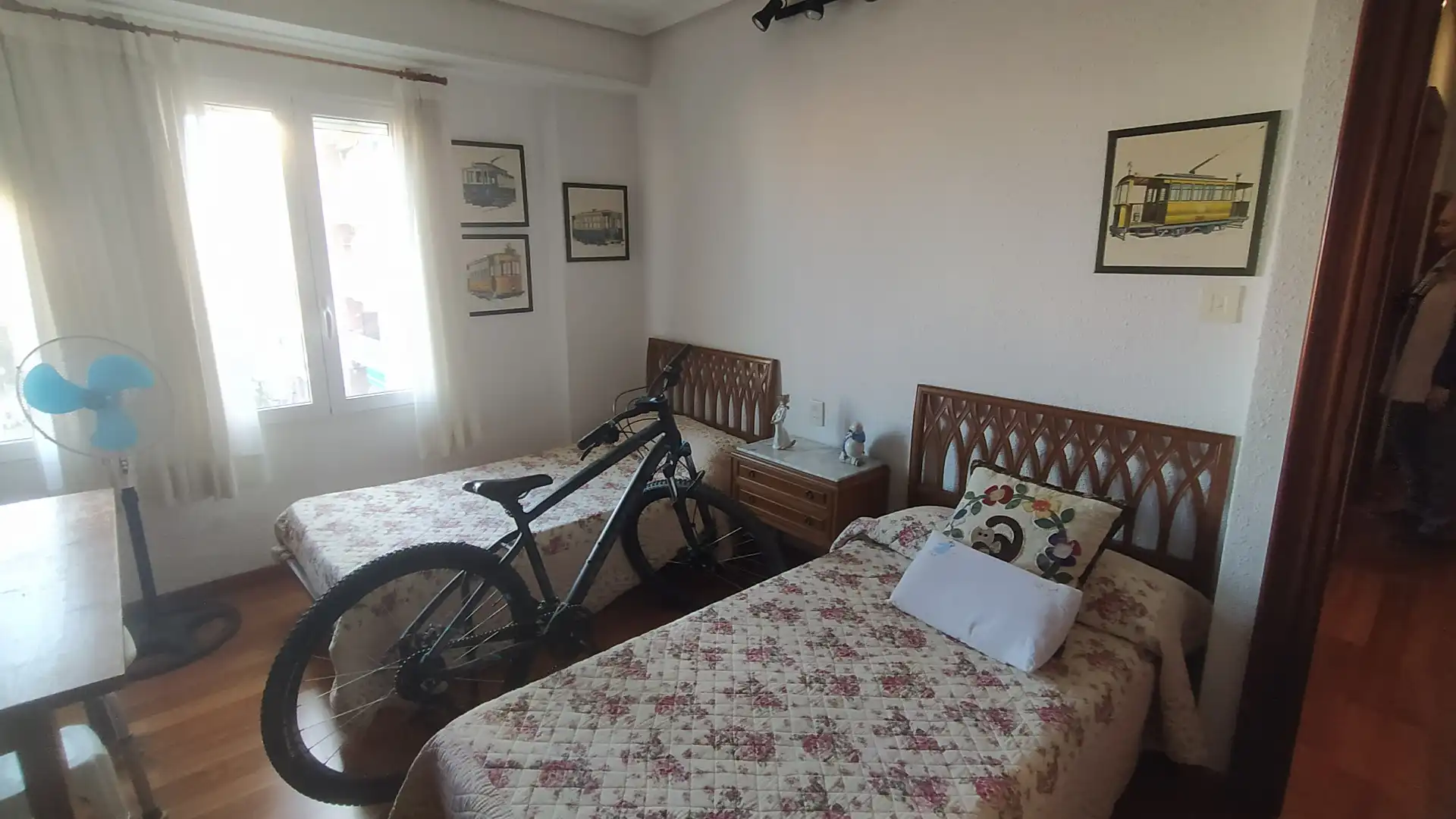 Habitación de Piso en venta en Valencia con Aire acondicionado y Balcón