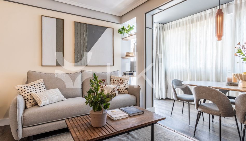 Apartamento de alquiler en Calle de Jerónimo de la Quintana, Trafalgar - Imagen 2