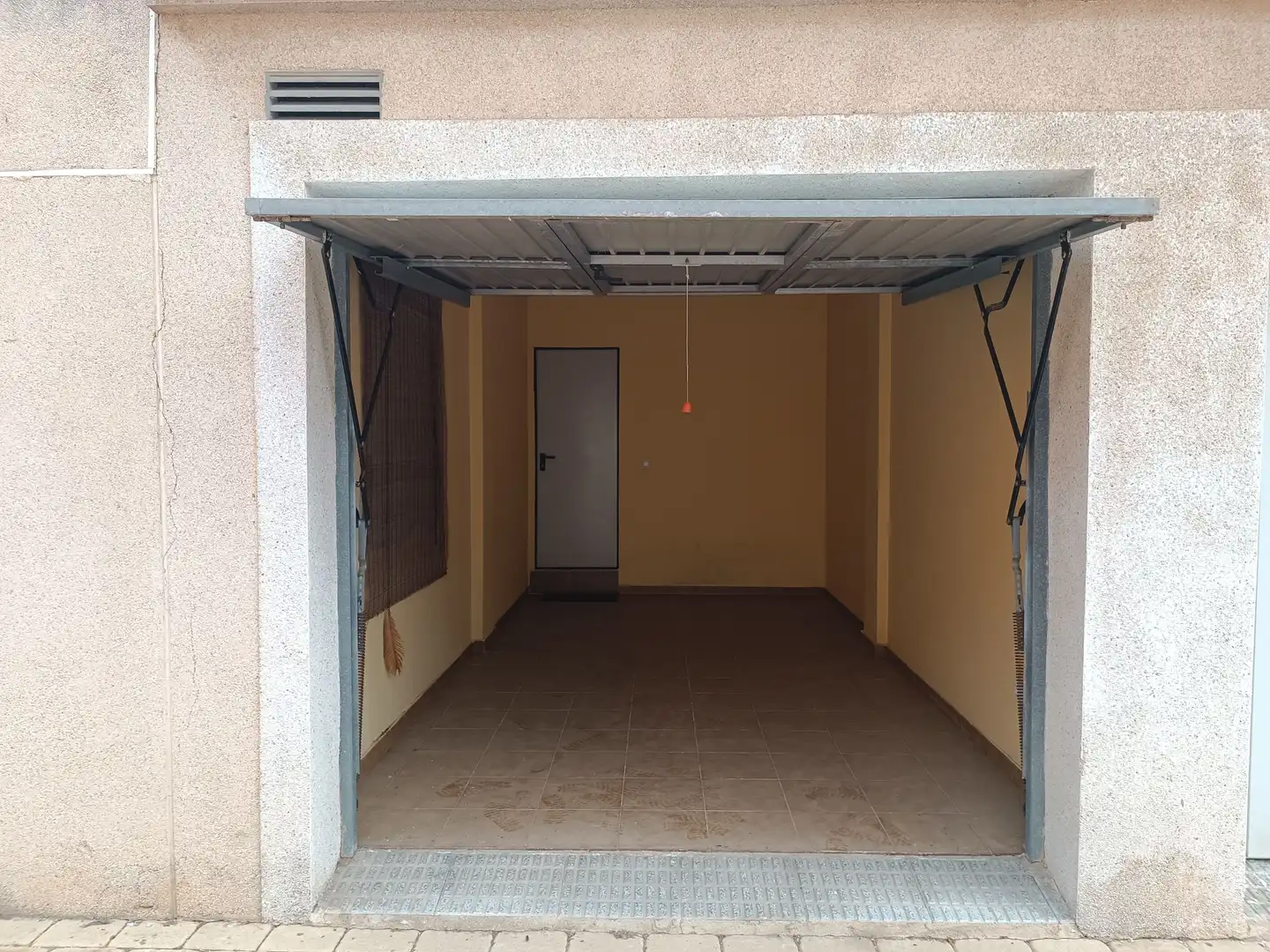 Parking de Casa adosada en venta en Cartagena con Aire acondicionado, Terraza y Trastero