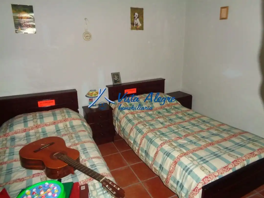 Dormitori de Casa o xalet en venda en Villalba de Rioja amb Traster i Moblat