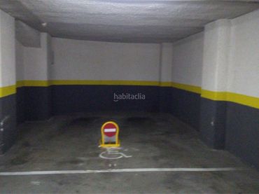 Individuel à vendre à Plaça de Miguel Asins Arbó 9