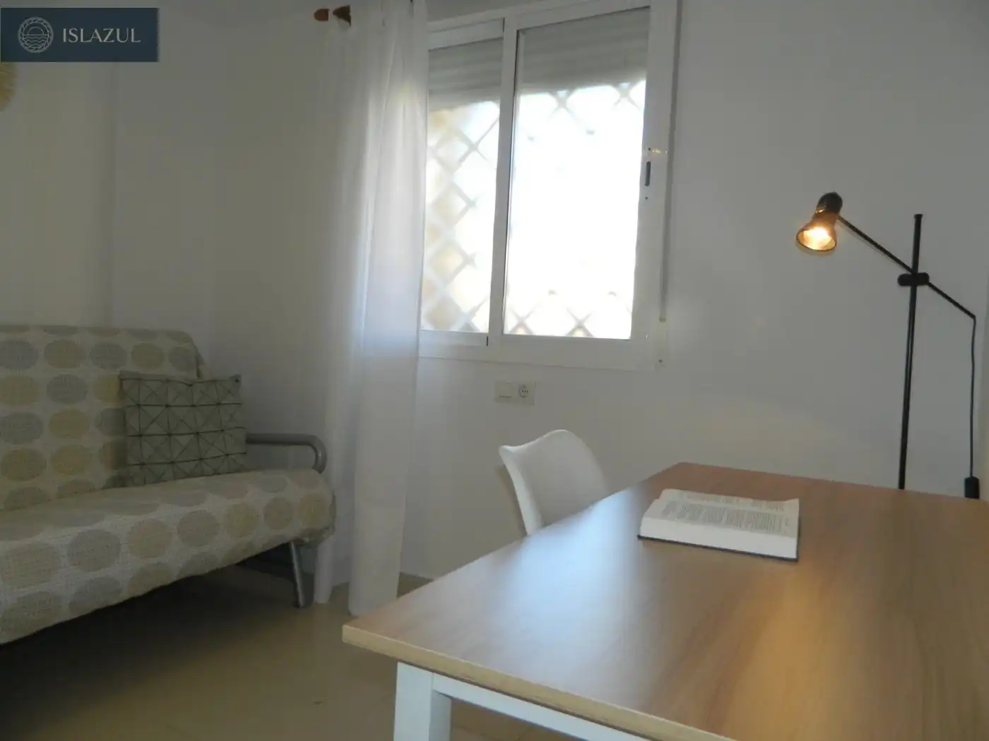 Dúplex de alquiler en Isla Cristina con Terraza, Balcón y Piscina comunitaria
