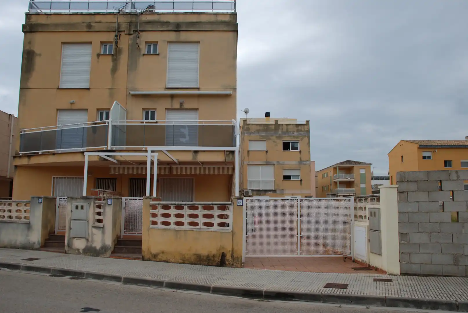 Vista exterior de Casa adosada en venta en Miramar con Aire acondicionado, Calefacción y Terraza