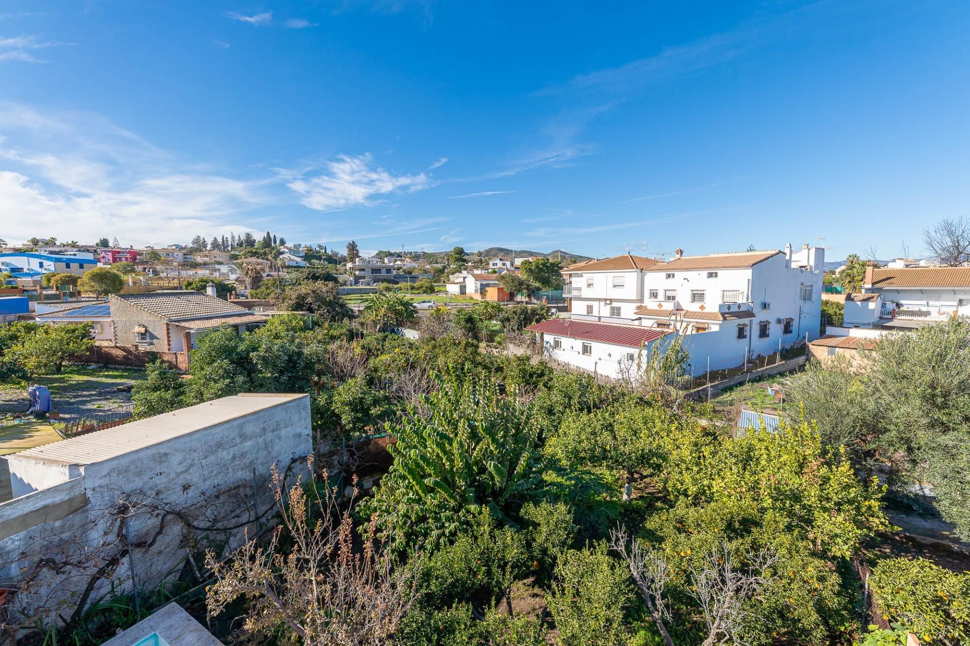 Exterior view of House or chalet for sale in Alhaurín de la Torre  with Air Conditioner, Private garden and Terrace