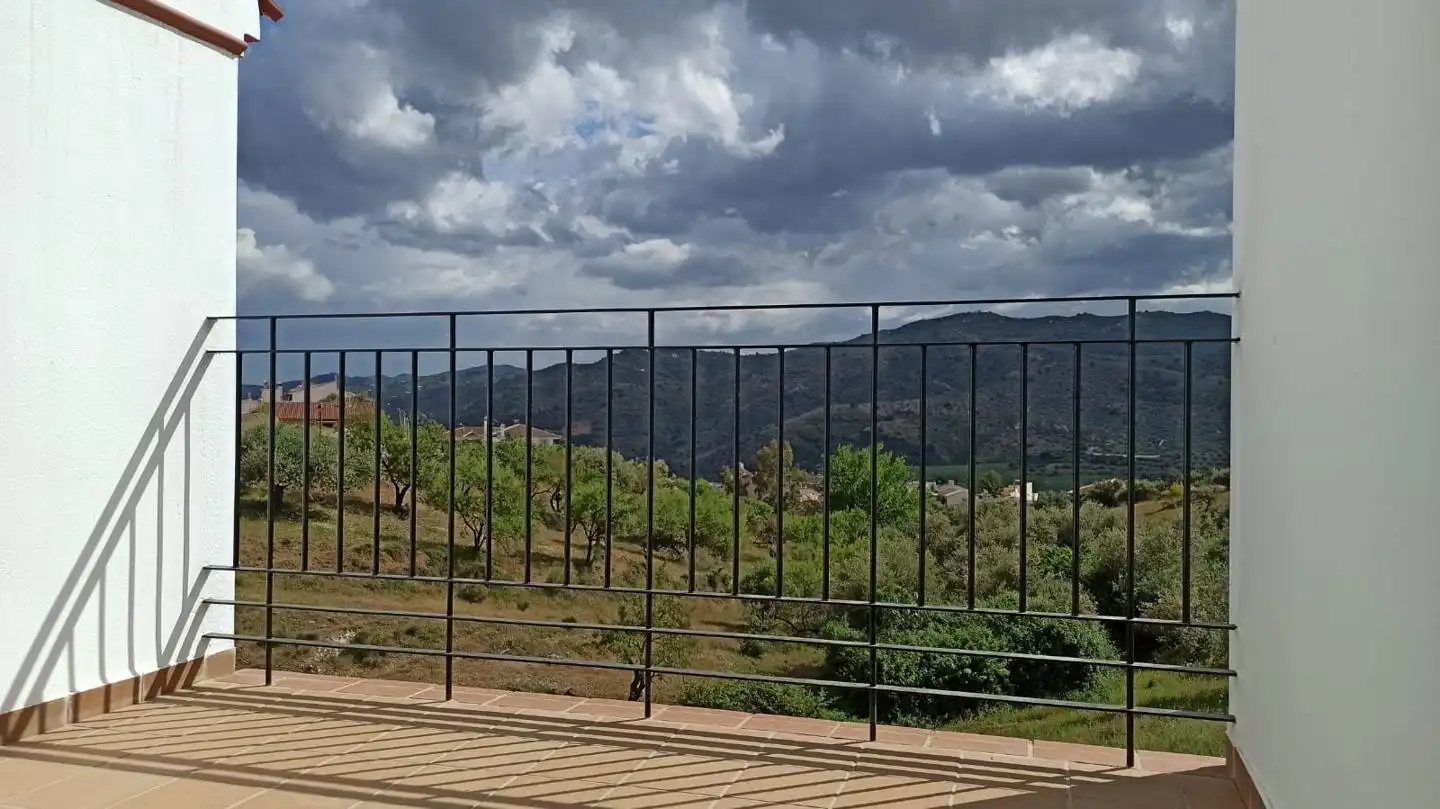 Terraza de Casa o chalet de alquiler en Riogordo con Terraza