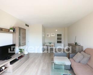 Living room of Flat for sale in Ripollet  with Air Conditioner, Swimming Pool and Balcony