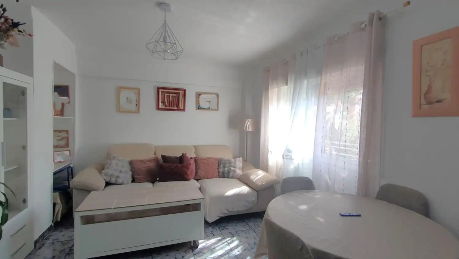 Sala d'estar de Pis en venda en Valdepeñas amb Calefacció