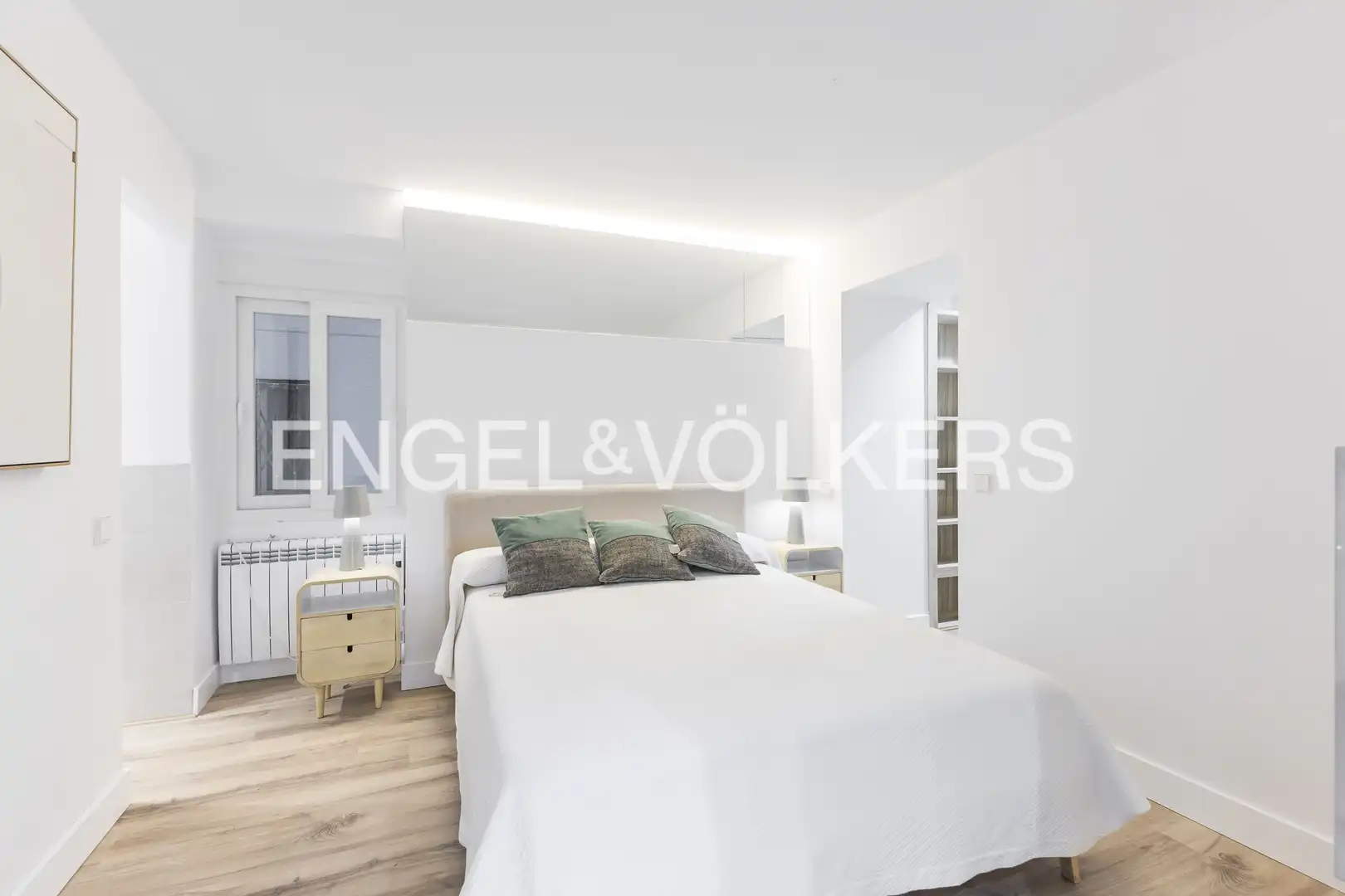 Schlafzimmer von Wohnung zum Verkauf in Madrid mit Heizung und Möbliert