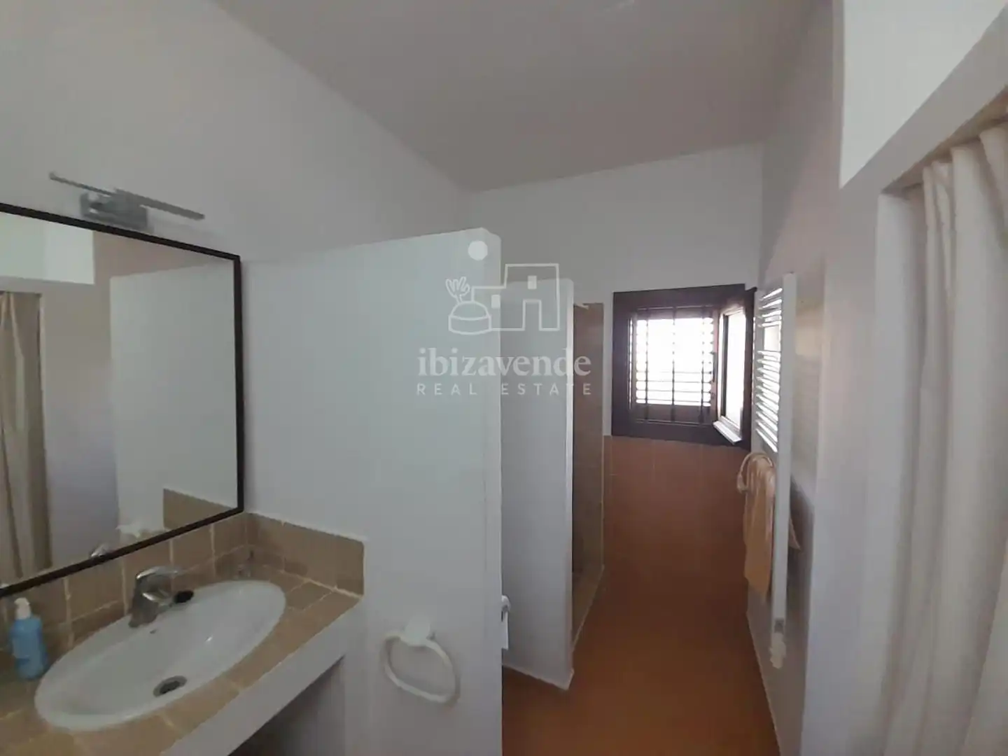 Bany de Casa o xalet en venda en Sant Josep de sa Talaia amb Aire condicionat, Calefacció i Parquet