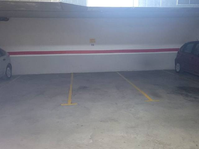 Garaje en Alquiler en Carrer Lluís Vives, 1 en Carlet