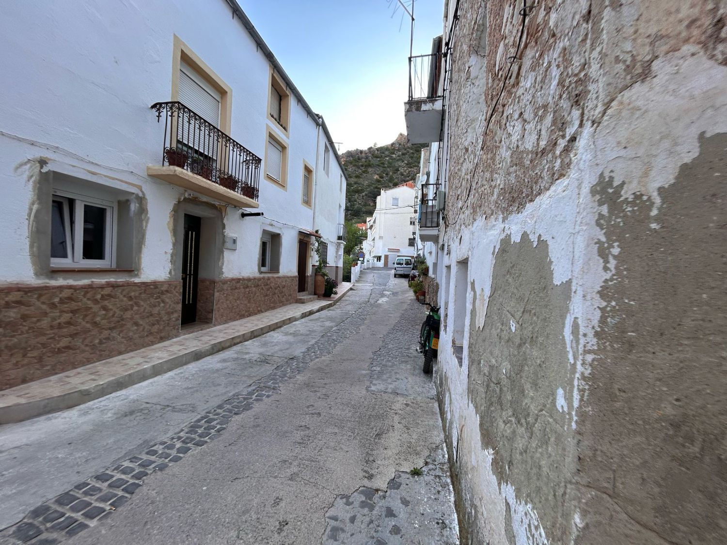 Vista exterior de Casa o xalet en venda en Bogarra amb Terrassa, Traster i Balcó