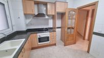 Kitchen of Flat for sale in Girona Capital