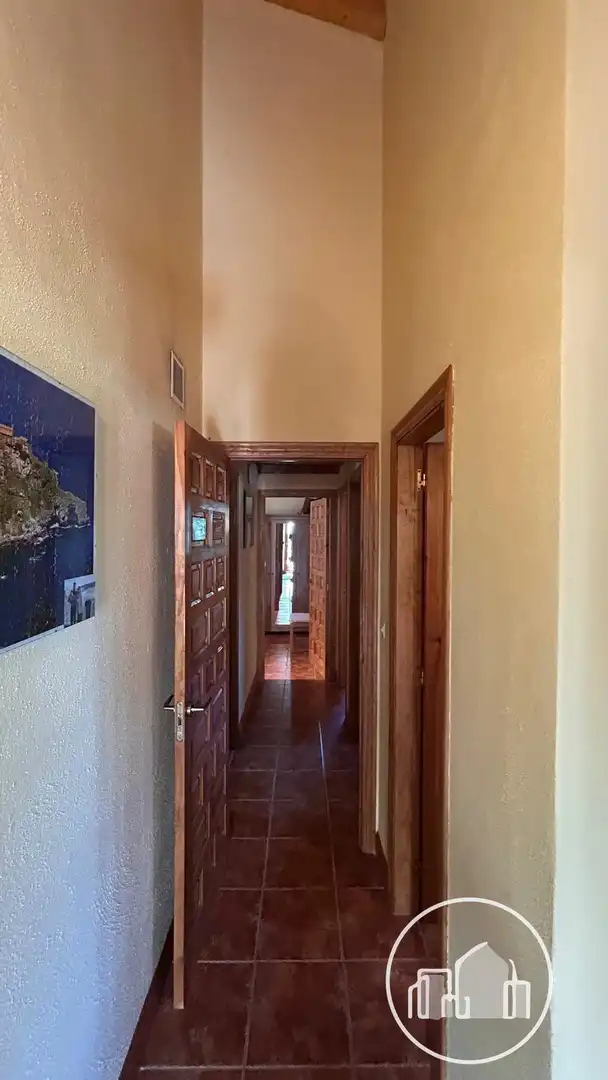 Houses for sale in Valle de Losa  with Heating and Furnished