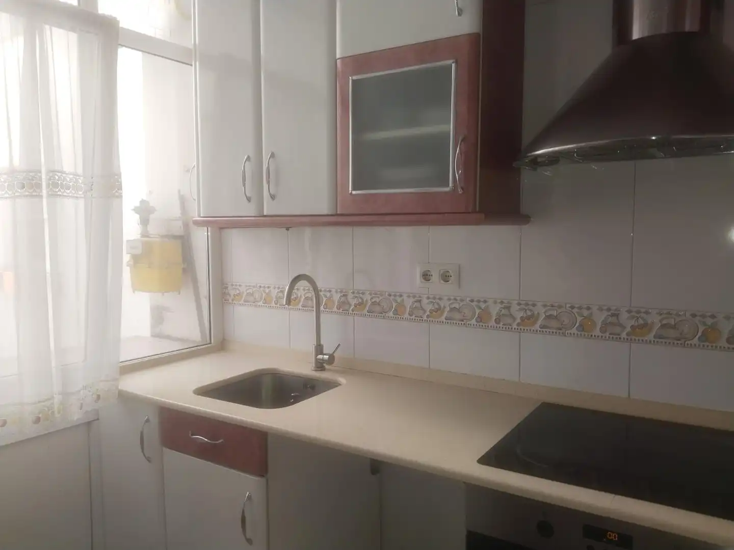 Cocina de Piso de alquiler en Inmobiliaria - Barreda