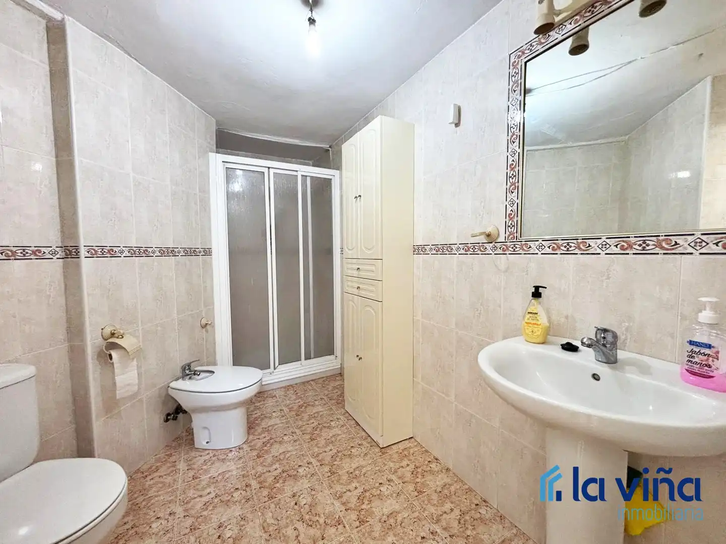 Bathroom of Houses for sale in Benamejí  with Terrace, Furnished and Balcony
