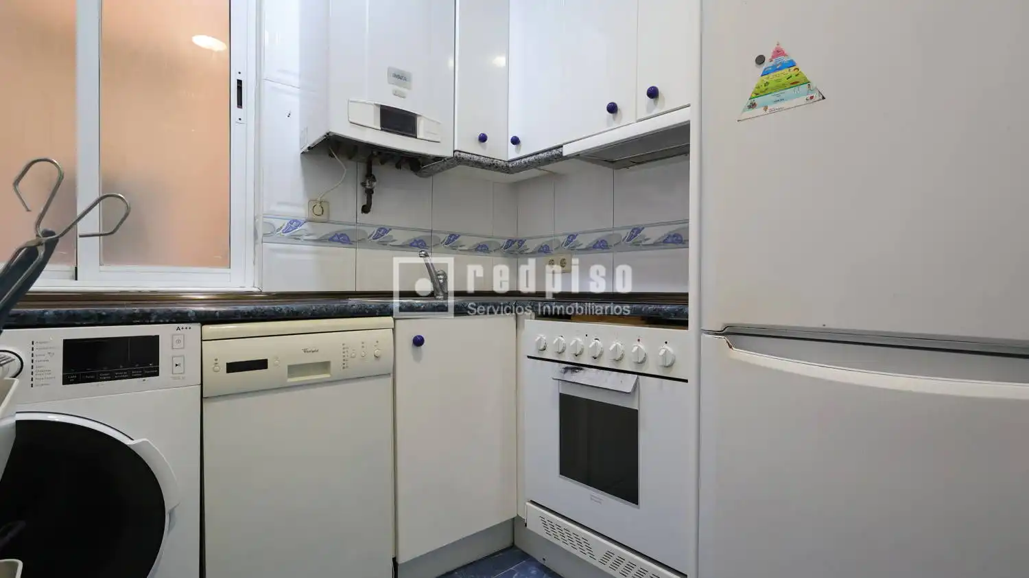 Kitchen of Flat for rent in Madrid  with Air Conditioner, Heating and Furnished