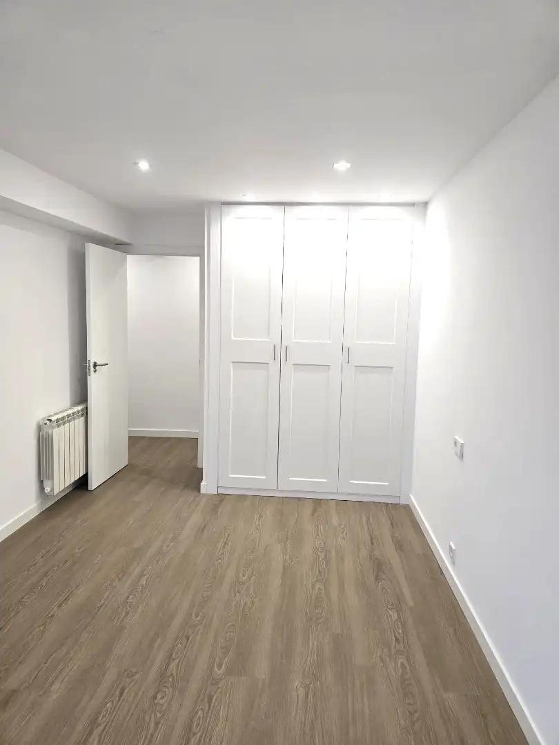 Bedroom of Flat for rent in Vigo 