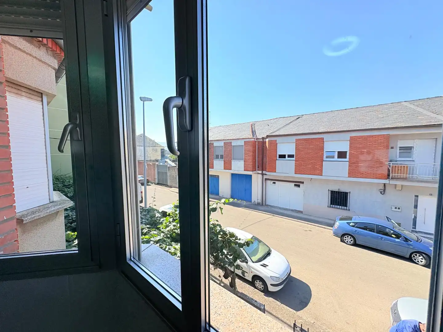 Vista exterior de Casa o chalet en venta en Ponferrada con Calefacción, Terraza y Amueblado