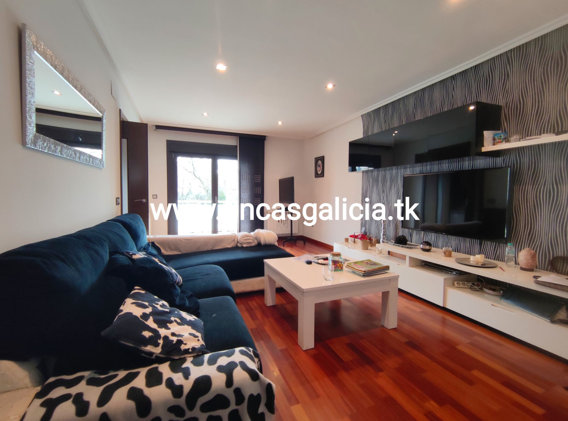 Living room of Single-family semi-detached for sale in Verín  with Heating, Terrace and Storage room