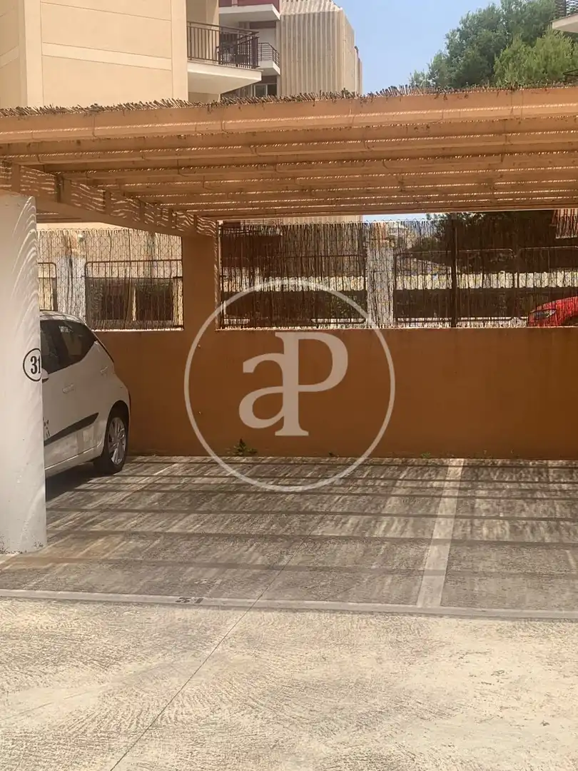 Aparcament de Pis de lloguer en Jávea / Xàbia amb Jardí privat, Terrassa i Moblat