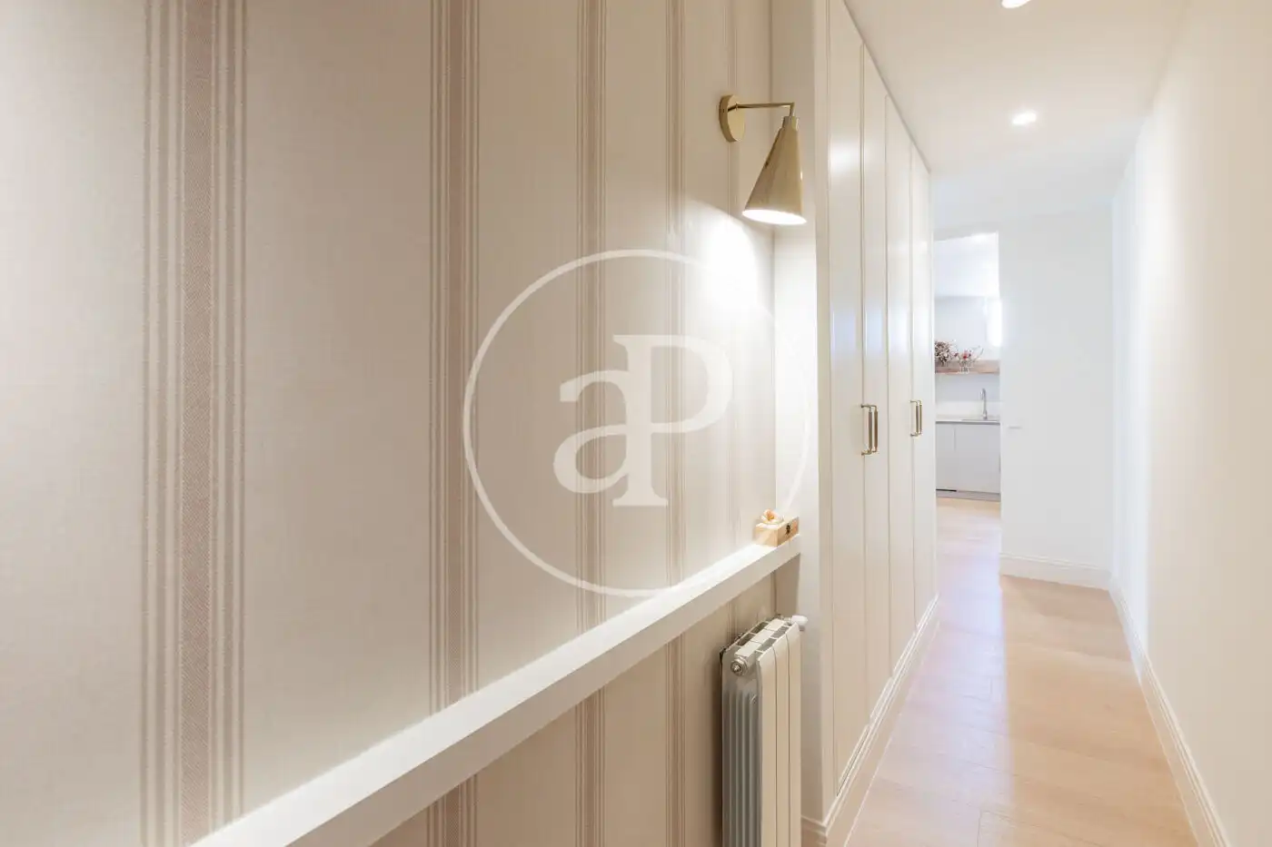 Flat for sale in Madrid  with Air Conditioner, Heating and Storage room
