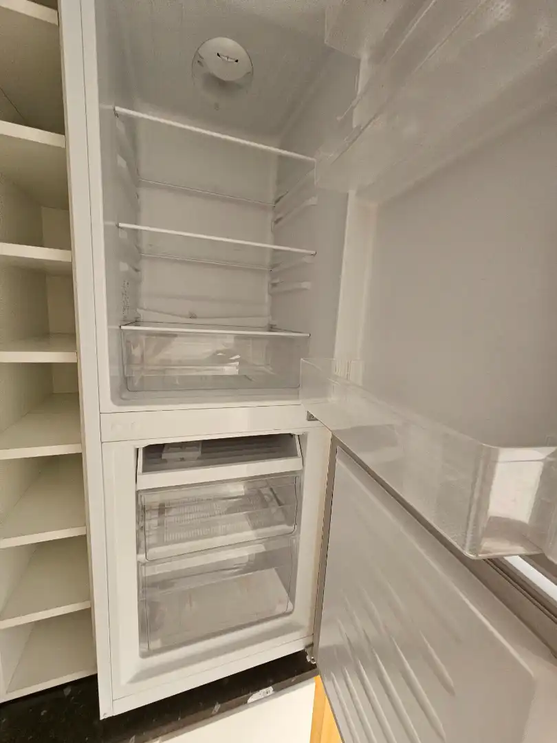 Cocina de Local en venta en Torrejón de Ardoz con Aire acondicionado, Calefacción y Amueblado