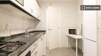 Kitchen of Flat to rent in L'Hospitalet de Llobregat  with Air Conditioner, Heating and Furnished