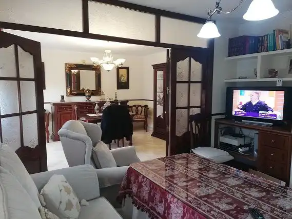 Sala d'estar de Pis de lloguer en Huelva amb Moblat i Balcó