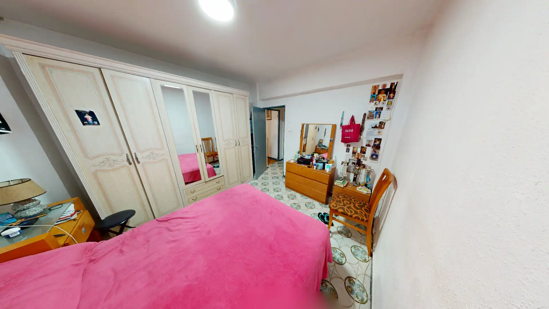 Habitación de Piso en venta en Pla - Carolinas