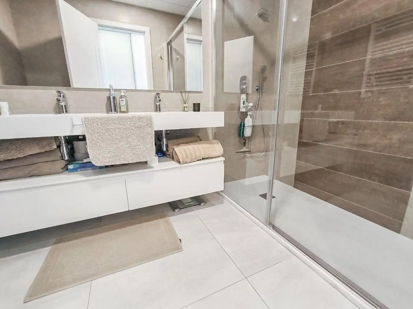 Apartamento con piscina en venta en Avenida República Argentina, imagen 24