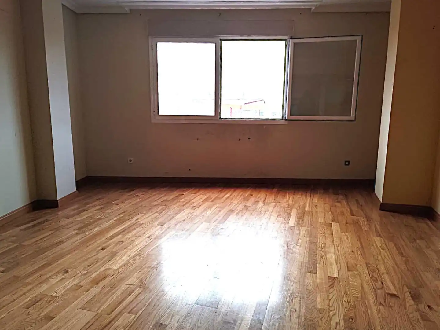 Habitación de Piso en venta en Ocaña con Parquet