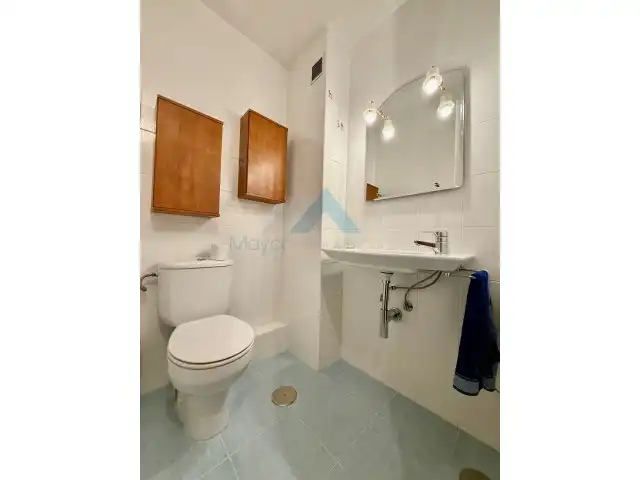 Baño de Piso en venta en Alcalá de Henares con Aire acondicionado, Calefacción y Parquet