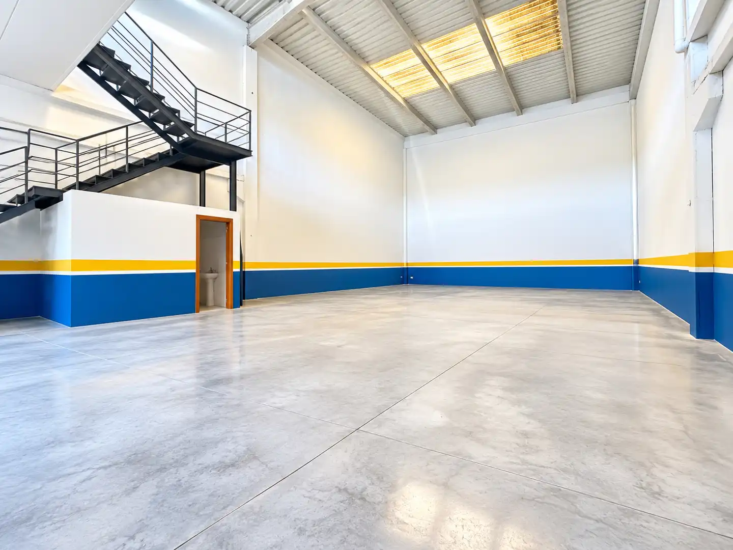 Industrial building for sale in Calle la Venta 11, imagen 6