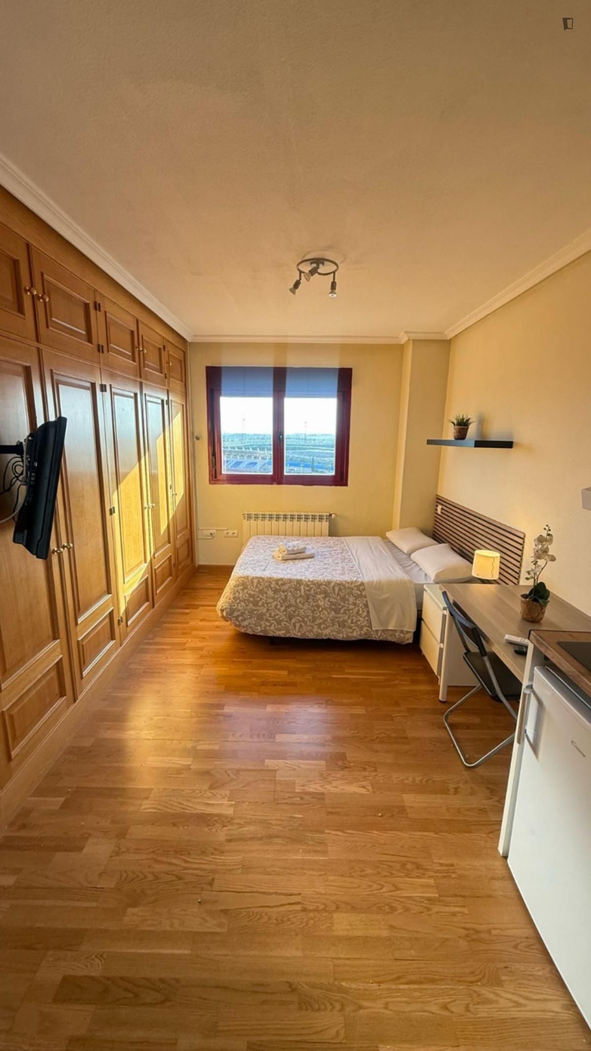 Study to rent in El Quiñón