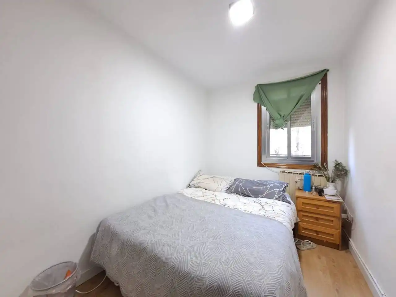 Dormitori de Casa adosada en venda en Burgos amb Calefacció i Parquet