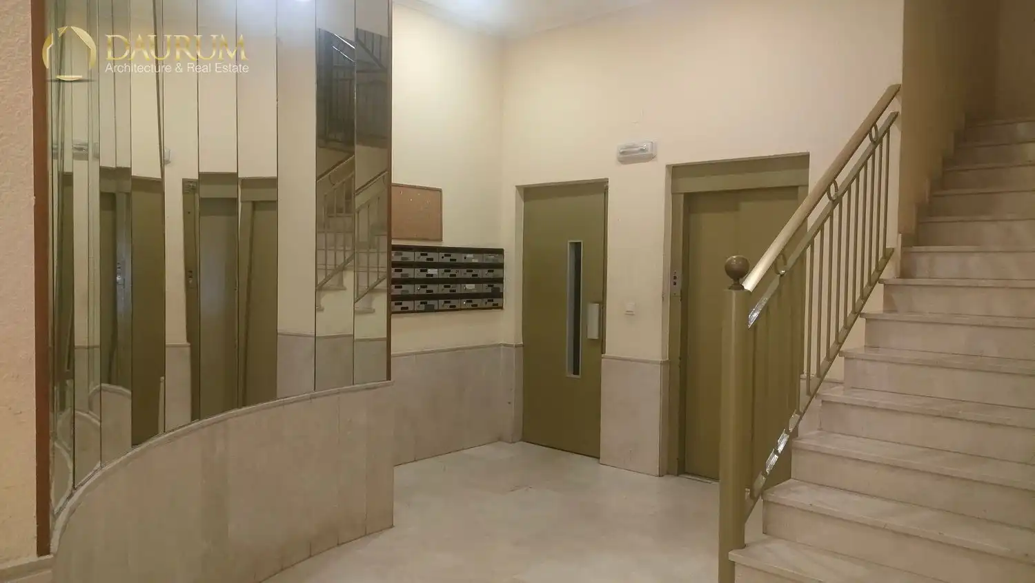 Flat for sale in Mislata  with Air Conditioner, Terrace and Furnished