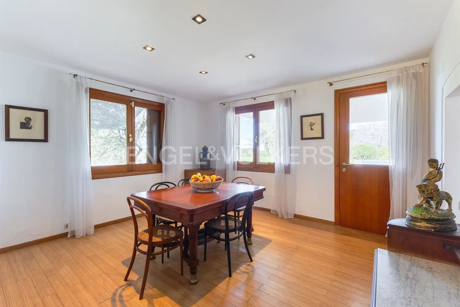 Dining room of Houses for sale in Dénia  with Heating, Private garden and Parquet flooring