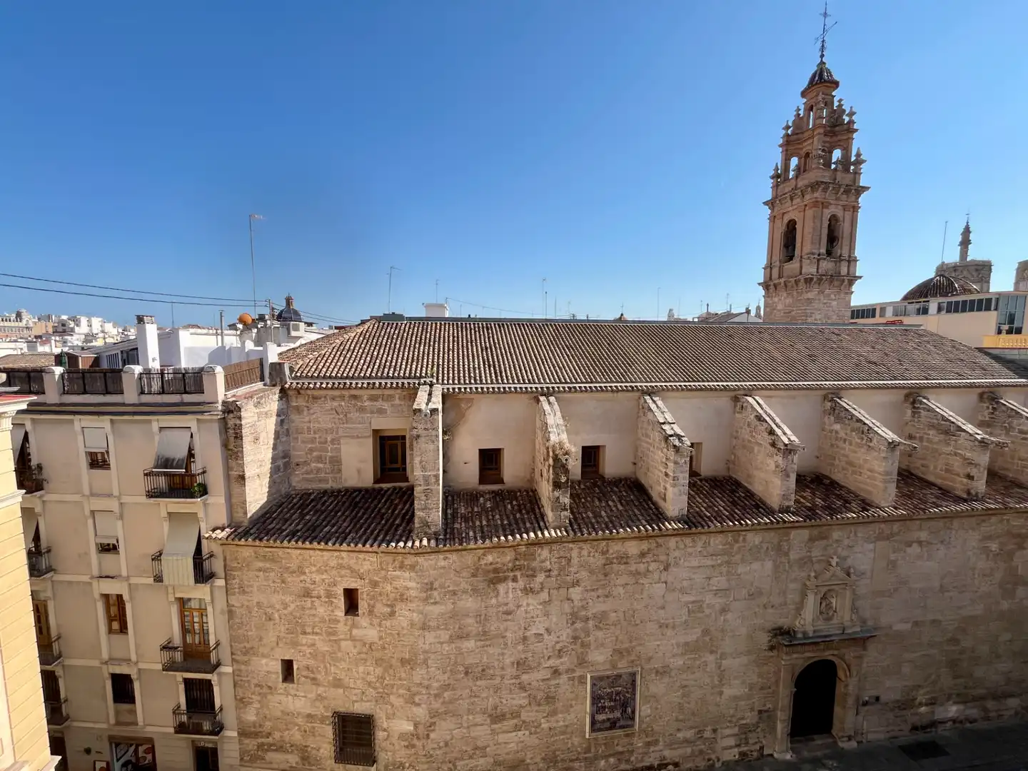 Vista exterior de Piso de alquiler en Valencia con Aire acondicionado, Calefacción y Terraza