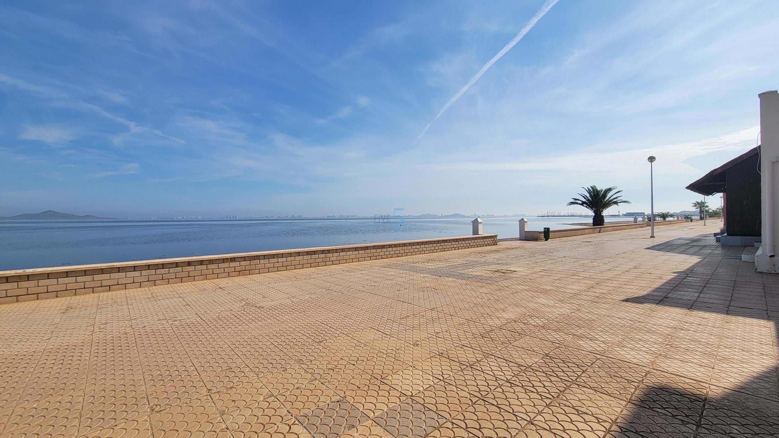 Vista exterior de Casa o xalet en venda en Cartagena amb Aire condicionat, Terrassa i Moblat