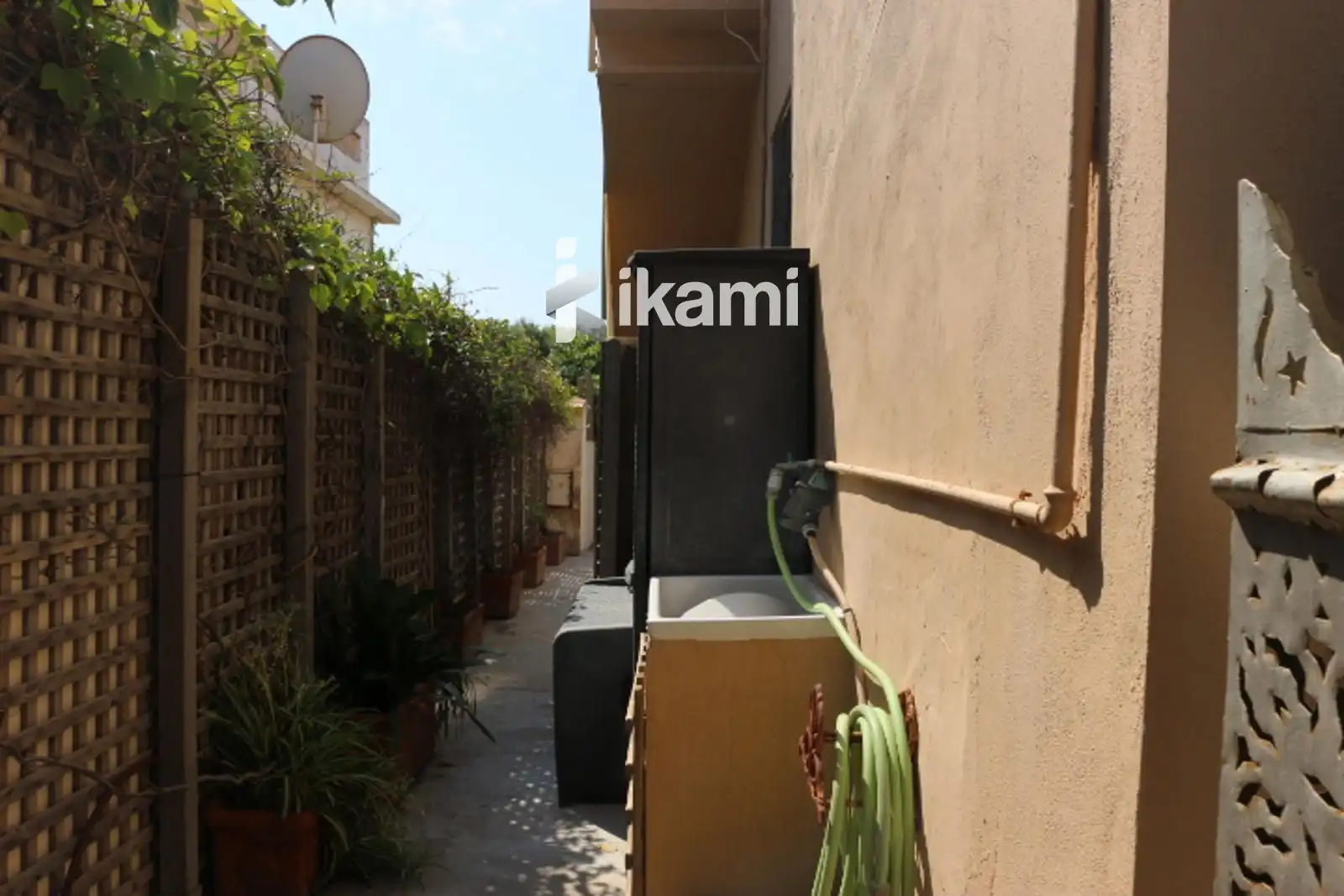 Houses for sale in Oliva Playa