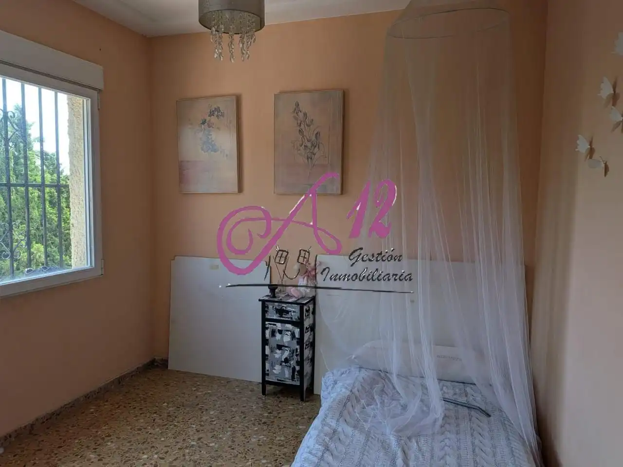 Bedroom of Houses for sale in La Pobla de Vallbona  with Swimming Pool