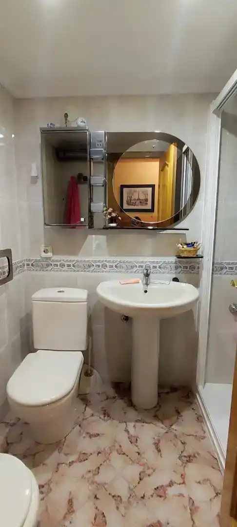 Baño de Piso en venta en Ribesalbes con Amueblado, Horno y Lavadora