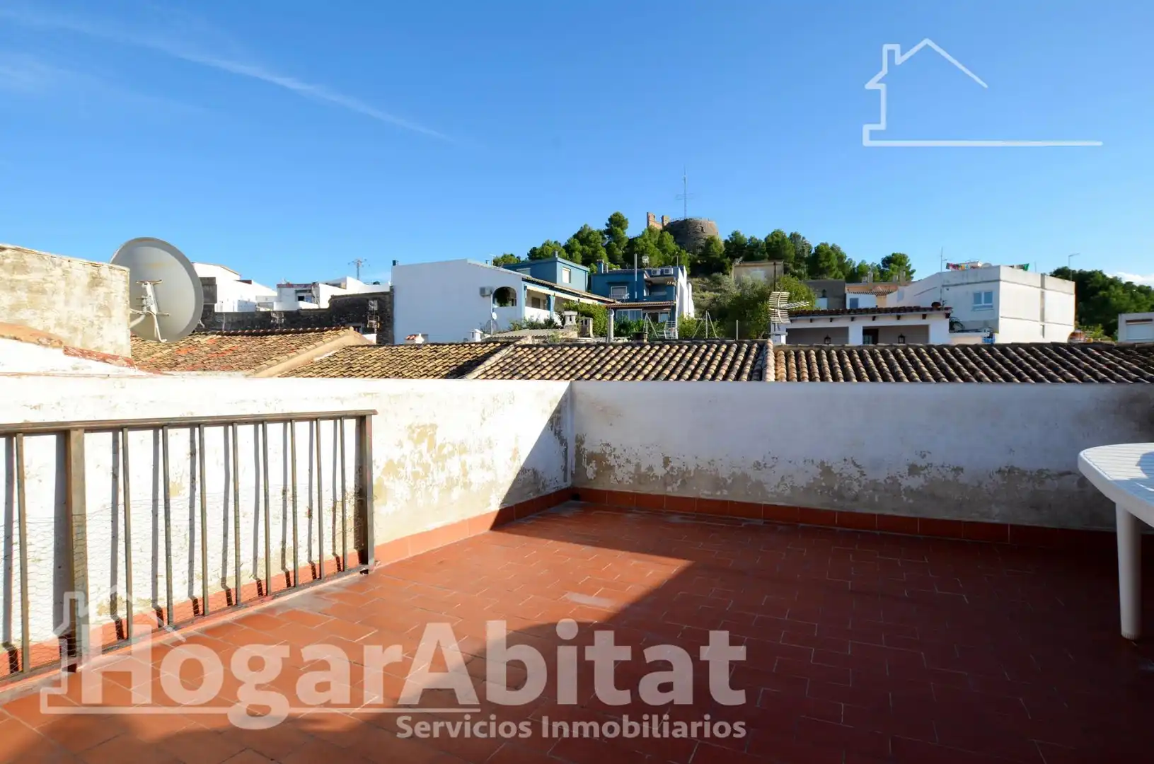 Außenansicht von Haus oder Chalet zum Verkauf in Oliva mit Terrasse, Abstellraum und Möbliert