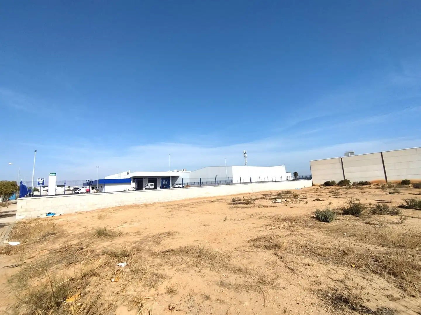 Vista exterior de Terreny industrial en venda en Lepe